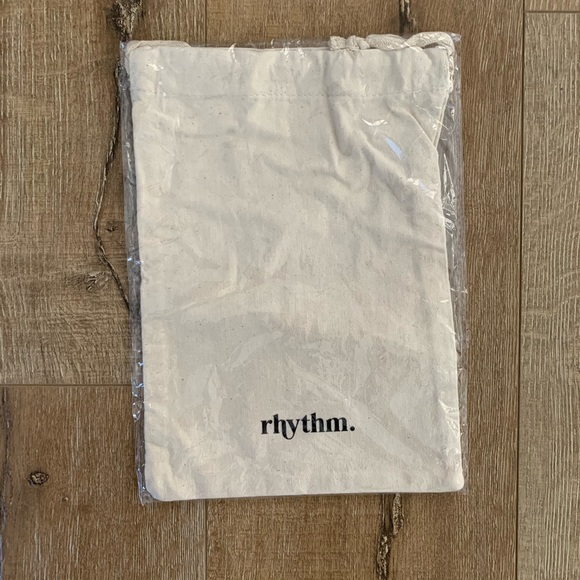 NWT! Rhythm Drawstring Bag - Picture 2 of 6